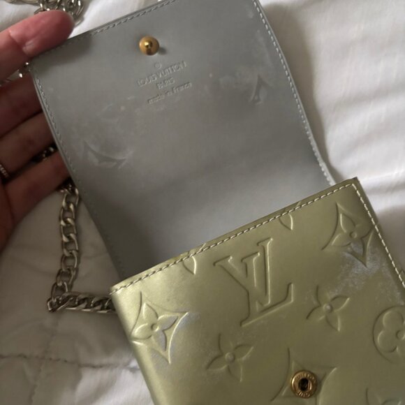 Auth Louis Vuitton RARE Gold Green Olive Venis Leather Walker Crossbody Bag - Picture 3 of 12